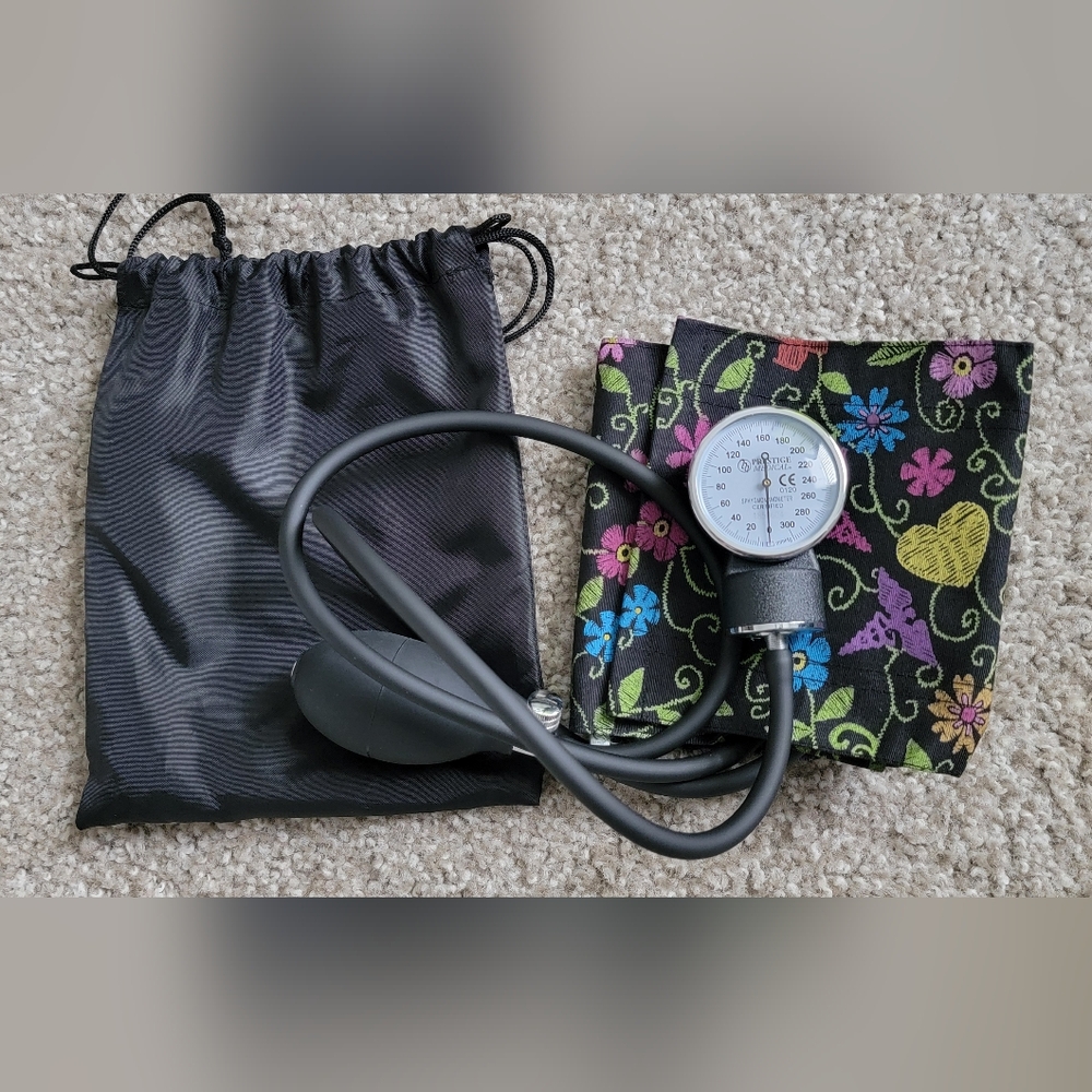 EUC Blood pressure cuff